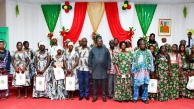 Photo de famille avec les apprenantes