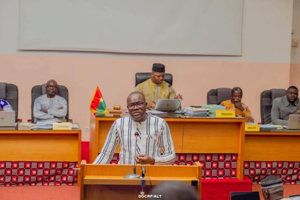 Ministre en charge des finances devant les députés